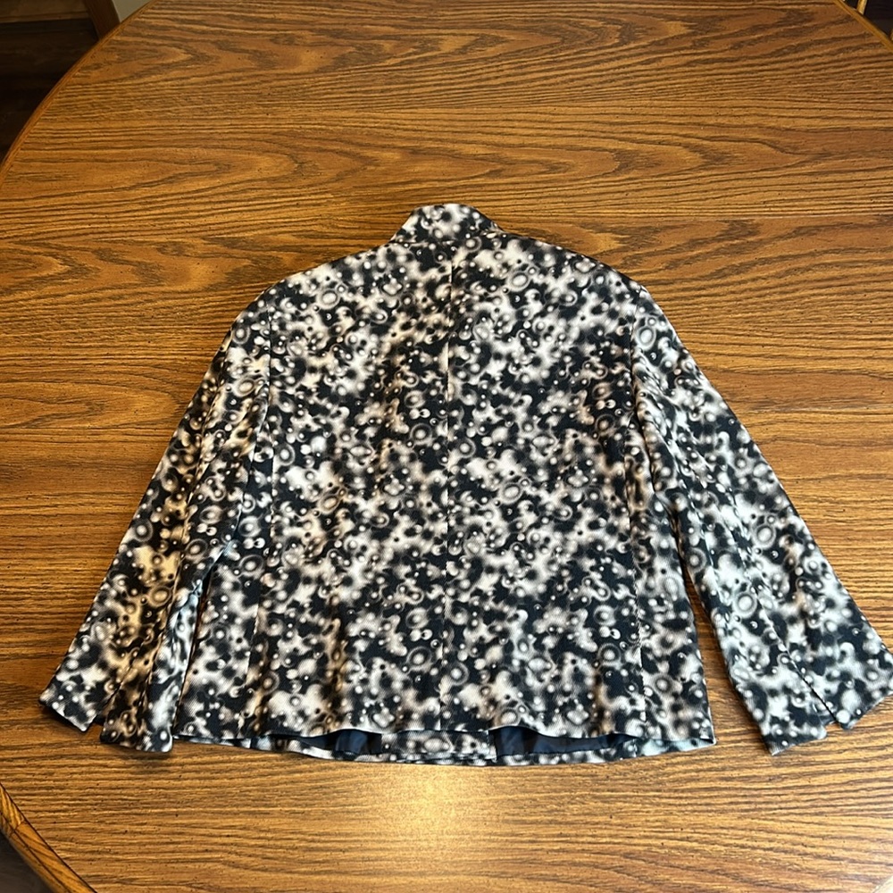 AKRIS Punto Wool Bokeh Print Jacket - Picture 2 of 16